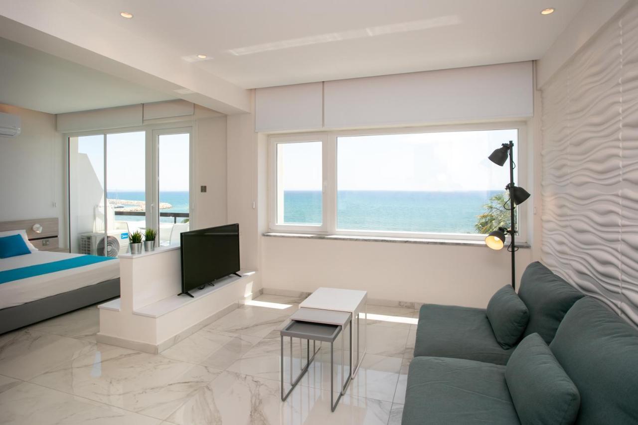 לרנקה Les Palmiers Sunorama Beach Apartments מראה חיצוני תמונה